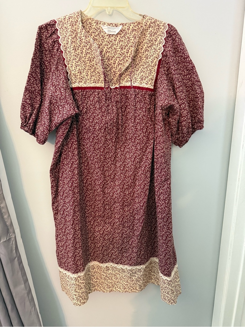 Vintage JC Penney 1970s floral house dress one size